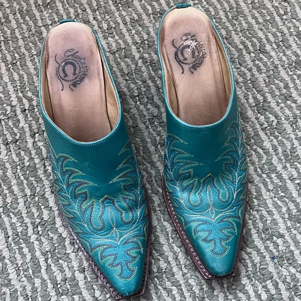 Charlie 1 Horse Teal slip on mules size 6B - Picture 1 of 10